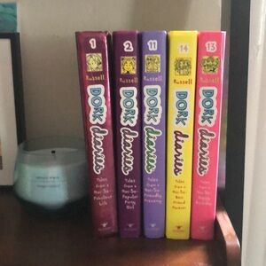 Bundle 5 Dork Diaries Hard Cover Books by Rachel Russell in Excellent Condition
